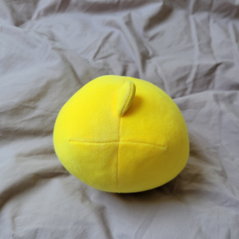 Chick plushy - Picture 2 of 2